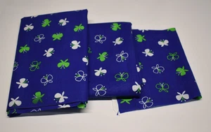 3 Stück Stoffpaket BLAU GRÜN WEISSE SCHMETTERLINGE 20" x 45" + FEDERN MÜHLEN Retro - Bild 1 von 2