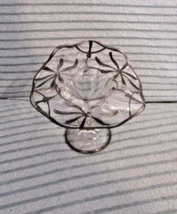 VIDRIO ANTIGUO CON SUPERPOSICIÓN DE PLATA ESTERLINA GATO EN JARRÓN DE PULPA 5 1/2" DE ALTO - Imagen 1 de 6