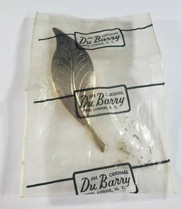 Vintage Brooch Pin Original Du Barry Leaf Sealed in Original Packaging   - Picture 1 of 4