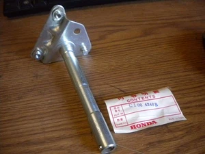 NOS HONDA CA100 CA102 CA105 REAR BRAKE PEDAL MAIN STAND PIPE PIVOT 50512-001-020 - Picture 1 of 2