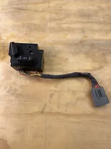 1998 - 2002 LINCOLN CONTINENTAL LEFT DRIVER POWER SEAT SWITCH 98 99 00 01 02 - Picture 1 of 5