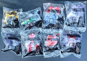 Lotto otto (8) giocattoli Happy Meal Transformers McDonalds 2015 nuovi set completo 1-8 - Foto 1 di 3