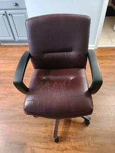 Vintage Used Office Chairs Corinthian Leather - Picture 1 of 7