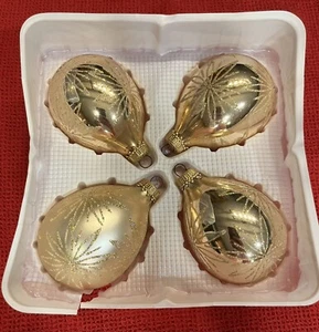 Vintage Christmas by Krebs Gold Teardrop Flower Set of 4 Glass Ornaments - Picture 1 of 4