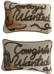 Cowboys Wanted Cowgirls Wanted, 2 cuscini, stivali decorazione western, reversibili - Foto 1 di 16