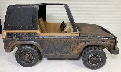 Tonka Vintage T Top Jeep. Great looking classic metal body jeep - Image 1 of 4