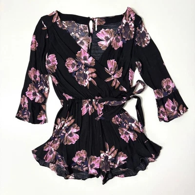 Mono de Juego Free People All The Right Volantes Estampado Floral Negro Envolvente XS Foto 1 de 4