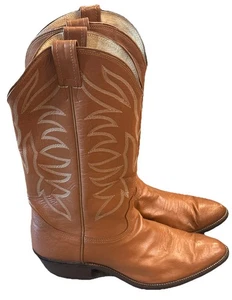 Vintage NOCONA 4002 DALLAS 13" Distressed Cowhide Western Cowboy Boots 9.5 D USA - Picture 1 of 9