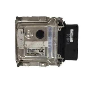 KIA VENTA ECU / 39118-2B070 / G44 / ME17.9.11 / 9001090010KL - Picture 1 of 3
