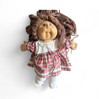 Vintage Cabbage Patch Doll * Coleco Head Mold #2 , Xavier Robert’s Signed - Image 1 of 4