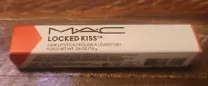 MAC Locked Kiss 24 Stunden Lippenstift in 57 Renegade 0,06 Unzen Neu im Karton - Bild 1 von 4