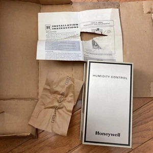 HONEYWELL H600A-1006 Humidity Control - Picture 1 of 6