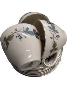 Royal Doulton Burgundy English China Tea Set 3 Cups 6 Saucers Floral Design - Picture 1 of 4