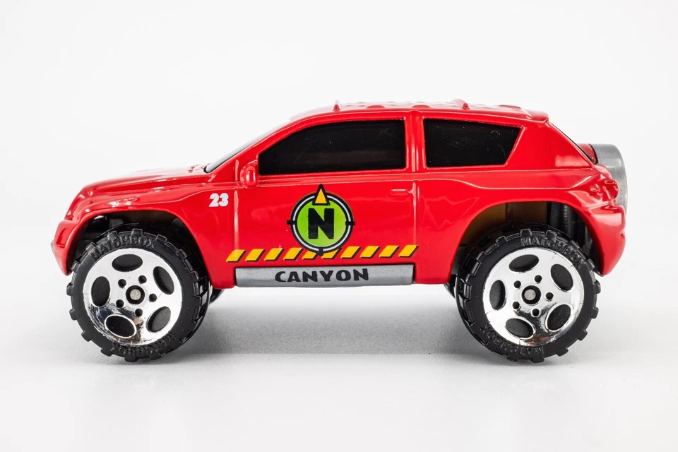 2005 Matchbox #23 Jeep® Compass™ RED | CANYON | MINT - Image 1 of 1