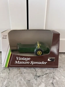 ERTL 1992 John Deere Vintage Manure Spreader 1/43 Scale #5654 New - Picture 1 of 3
