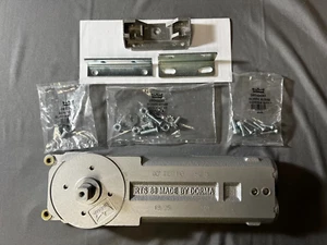 Cierre de puerta oculto superior Dorma RTS88 90 HO SZ3 W 5 MM STK - Imagen 1 de 4