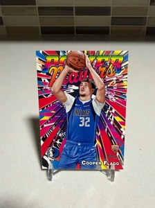 2025-26 Topps - Power Players Cooper Flagg #PP-16 (RC) Dallas Mavericks - Imagen 1 de 2
