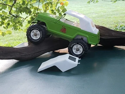 VINTAGE TONKA JEEPSTER CANOPY TOP PART ONLY ORIGINAL WHITE REPLACEMENT JEEP PART - Image 1 of 4