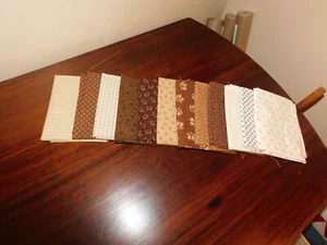 Lotto tessuto Fat Quarter Hendricksen Jo Morton Moda marrone marrone marrone bianco stampe - Foto 1 di 22