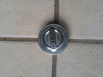 Nissan OEM 2011-2016 Altima Juke Maxima Murano Chrome Center Hub Cap 40343 2DR0A - Image 1 of 2