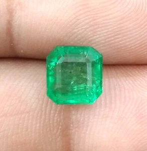 Piedra esmeralda Panjshir natural verde neón de 2,55 quilates certificada GSI - Imagen 1 de 10
