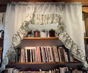 EUC valance/swags, 59" total width, 37" at swag's longest side, rod pocket - Picture 1 of 6