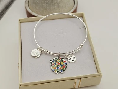 Alex & Ani CHRISTMAS VACATION 🎄🎄 LITTLE KNOT Bangle New No Tag W/ Box ✨️😍 - Image 1 of 4