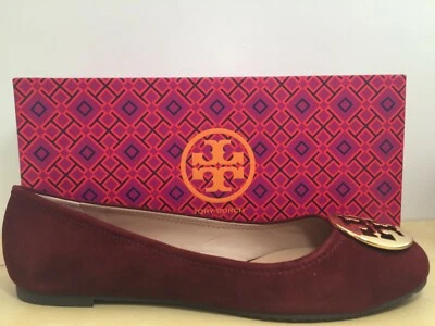 NUEVO EN CAJA Zapatos Planos de Ballet Tory Burch REVA Borsch Gamuza Dorado Logo Talla 10.5 Borgoña Foto 1 de 4