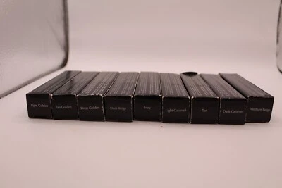 Corrector Amazing Cosmetics Amazing Iluminate (.24 oz/6.8 g) *Elige tono* Foto 1 de 4