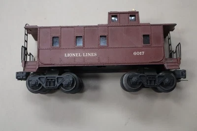 Lionel Lines 6017 Caboose - SEE PHOTOS - Image 1 of 4