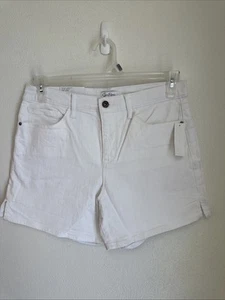 Jessica Simpson Women's High Rise Relaxed Fit Side Slit Short Size 8 - Picture 1 of 6