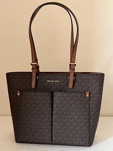 BOLSO DE HOMBRO MICHAEL KORS JET SET TRAVEL MD DOBLE BOLSILLO MK MARRÓN MOCHA - Imagen 1 de 11