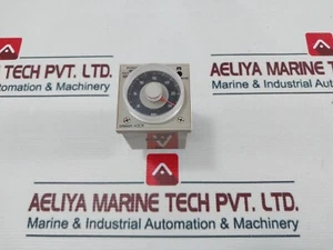 Omron H3CR-A8E Solid State Timer 0-30 Sec 100-240VAC - Picture 1 of 7