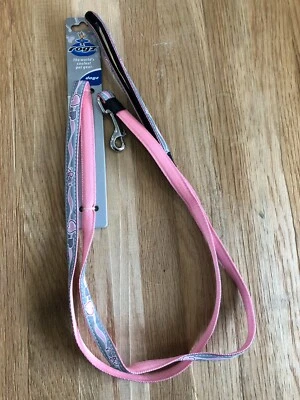 Rogz dog lead  (Medium 1.8m - 6ft) reflective, soft touch, in pink BNWT - Image 1 of 3
