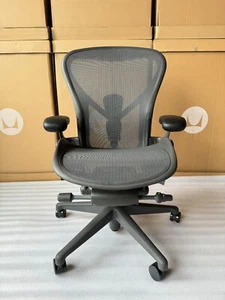Herman Miller Aeron Remastered Graphite - Picture 1 of 9