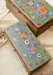 Juego de 2 Cajas Pintadas a Mano India Buena Suerte Diseño Elefante Joyería Baratijas - Imagen 1 de 6