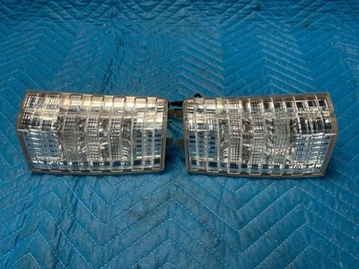 Lexus LX470 Rear Back-Up Lamps RH & LH Pair 2003 2004 2005 2006 2007 OEM - Image 1 of 4