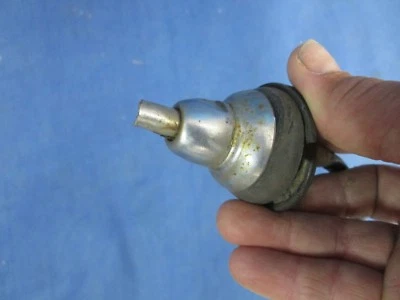 Ford LTD 1967 montaje de antena con soporte, guía y bisel OEM Foto 1 de 4