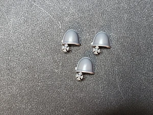 Warhammer 40k Miniatures Space Marines Sergeant Shoulder Pads Bits Lot, R38 - Picture 1 of 2