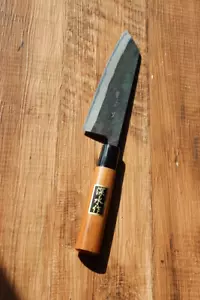 Blue Steel 2 Kurouchi Kiritsuke Messer: 165 mm, 6,5 Zoll Sakura Holzgriff USA - Bild 1 von 3