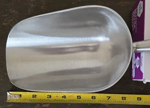 Update International 38 oz Ice Scoop - Picture 1 of 2