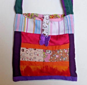 CADEAU SPÉCIAL FAIT MAIN À LA MAIN POUR UNE FILLE TISSUS DE COTON MULTI COULEUR - Picture 1 of 11