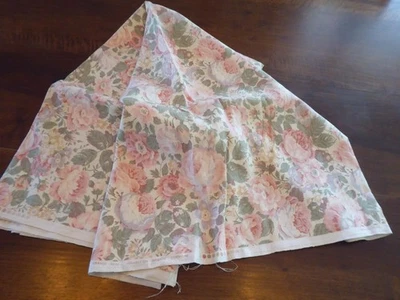 COUPON DE TISSU pour ameublement. GRANDE CORNICHE de HOLLAND & SHERRY. - Photo 1/4