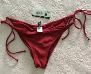 DIPPIN' DAYSY'S BRAND NEW RUCHED BACK BRAZILIAN CUT BOTTOM TIDE SIDE Sz L - Picture 1 of 8