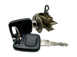 Audi 100 C3 V8 (1988-1994) GENUINE Front Right Lock Cylinder with Keys 893837064 - Picture 1 of 1
