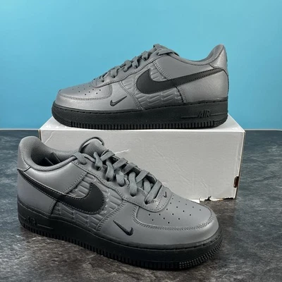 Nike Air Force One “antracita” IH4475-025 Foto 1 de 4
