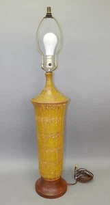 Mid Century Modern accent table lamp textured stoneware ochre gold wood mcm - Picture 1 of 4