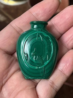 GARRAFA DE RAPÉ MALAQUITA CHINESA ANTIGA FINAMENTE ESCULPIDA À MÃO - Imagem 1 de 4