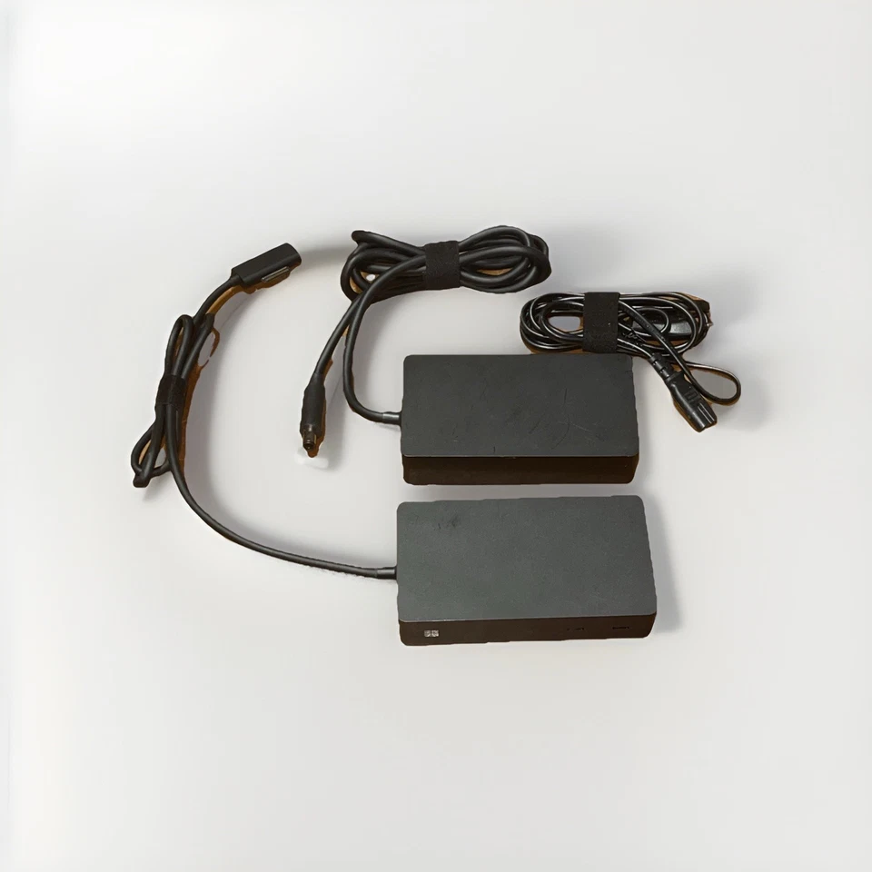 Microsoft Surface Dock 2 USB-C Model 1917 mit 199W Netzteil für Surface Go 2/3 - Bild 1 von 4