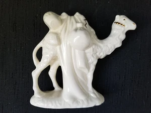 Porcelain Nativity Camel Figurine White with Gold Trim 7" Tall 8" Wide - Picture 1 of 7